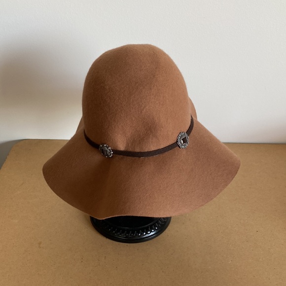 NWT American Eagle Outfitters 100% Wool Hat - Picture 2 of 8